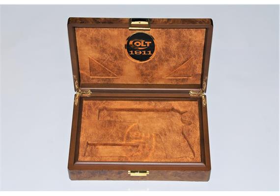 Holzbox Alcantara Auskleidung 1911