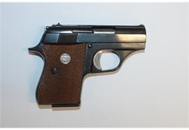 Pistole Astra 7000 .22LR