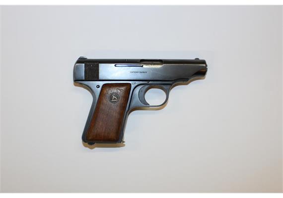 Pistole Deutsche Werke 6.35mm