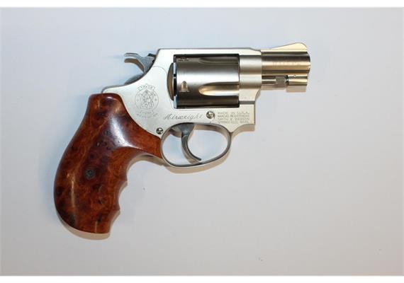Revolver Smith & Wesson S&W 37-2 Airweight .38 Spez