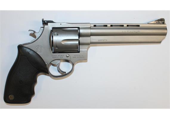 Revolver Taurus DA .44 Magnum