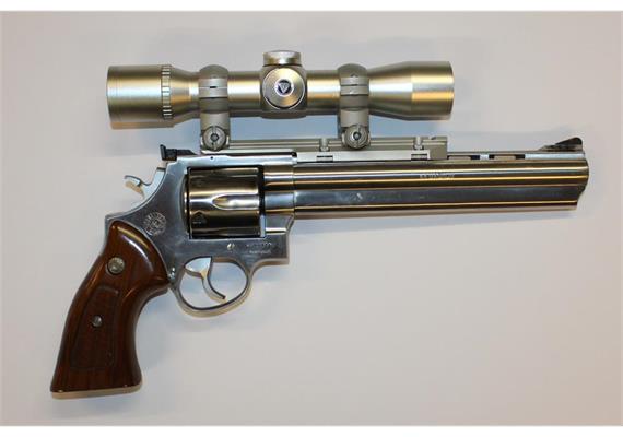 Revolver Taurus DA .44 Magnum