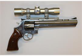 Revolver Taurus DA .44 Magnum