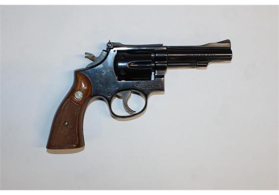 Revolver Smith & Wesson S&W 18-3 .22LR
