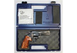 Revolver Colt Python 4.25" .357 Mag.