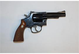 Revolver Smith & Wesson S&W 18-3 .22LR